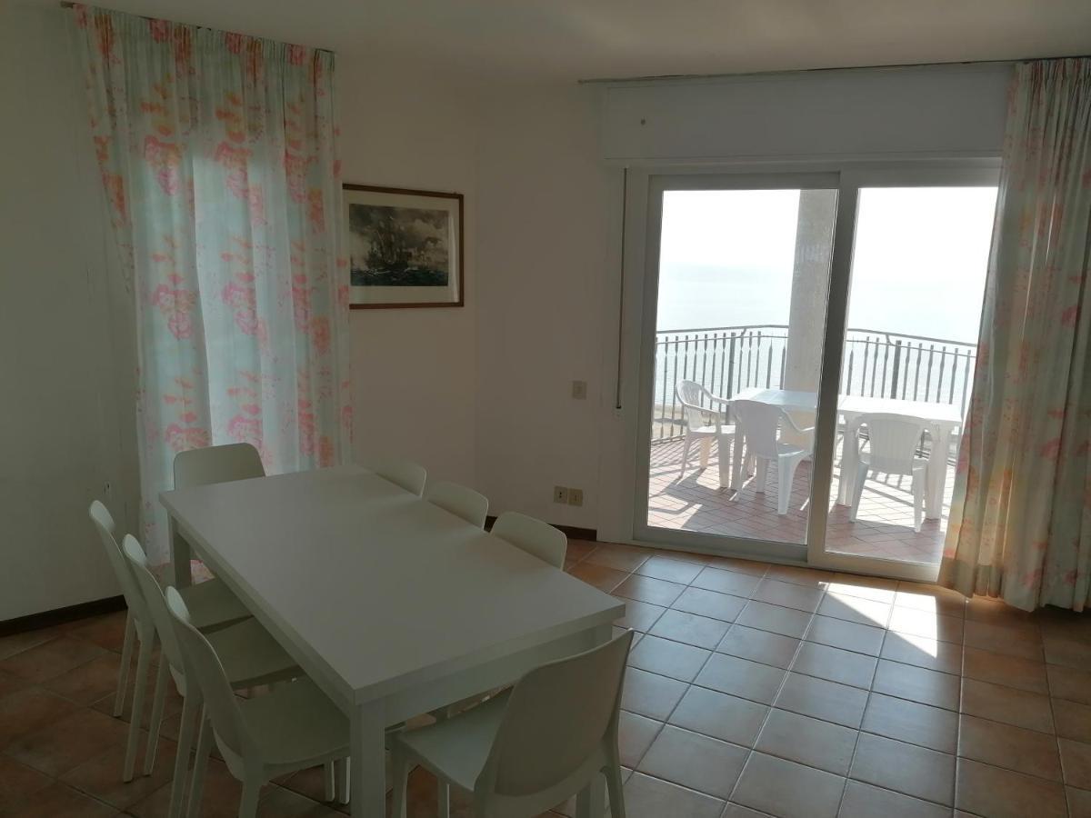 Condominio Aquilone Lignano Sabbiadoro Buitenkant foto